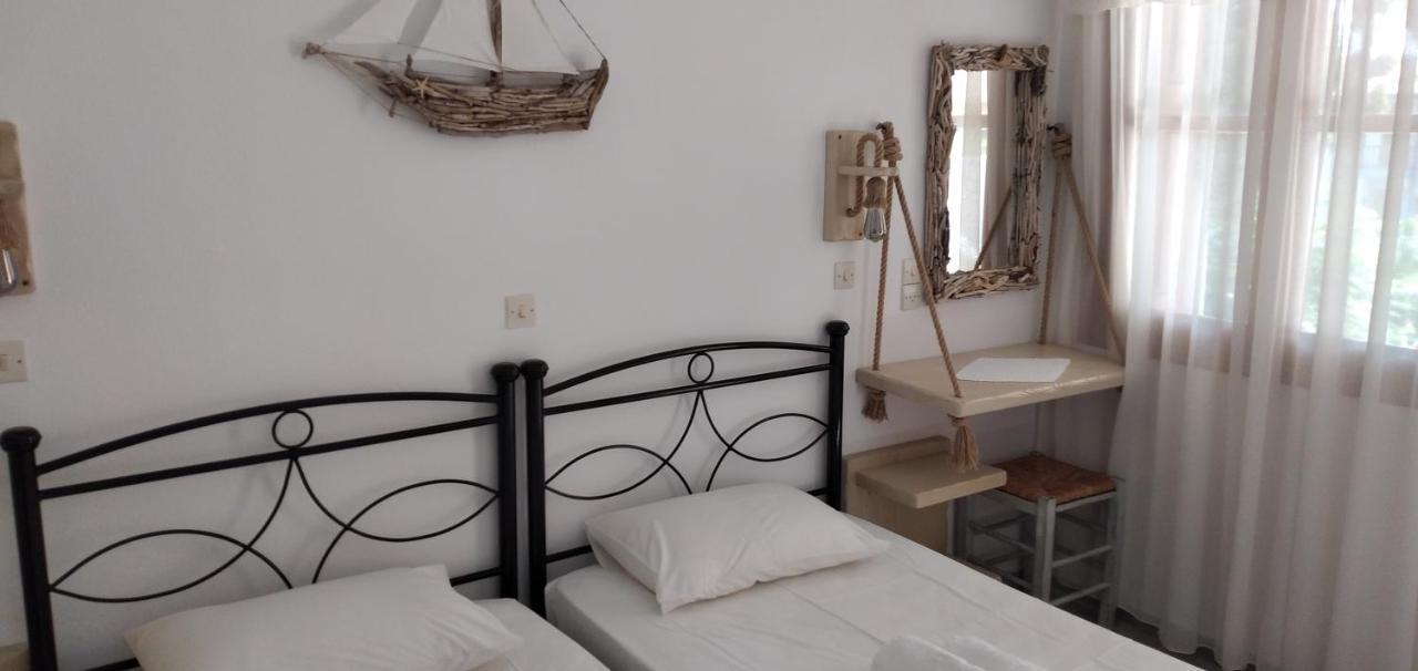 Athina Studio Apartments Kerveli Exterior photo
