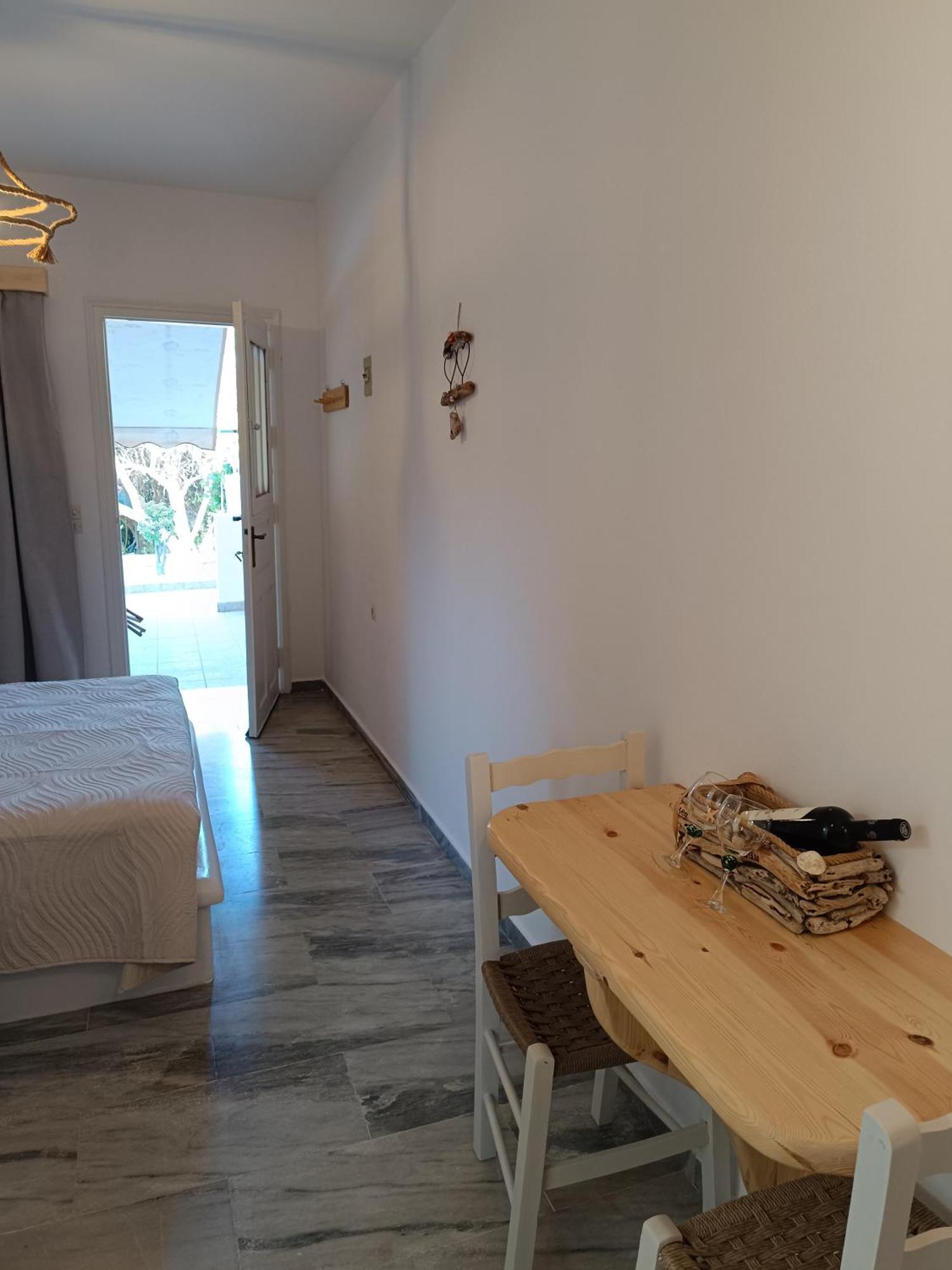 Athina Studio Apartments Kerveli Exterior photo